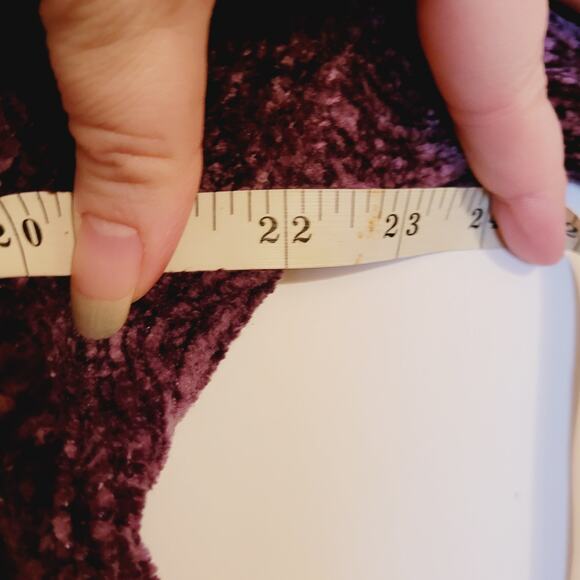 Mudd womens purple soft chenille vneck long sleeved sweater size XS - Picture 7 of 7